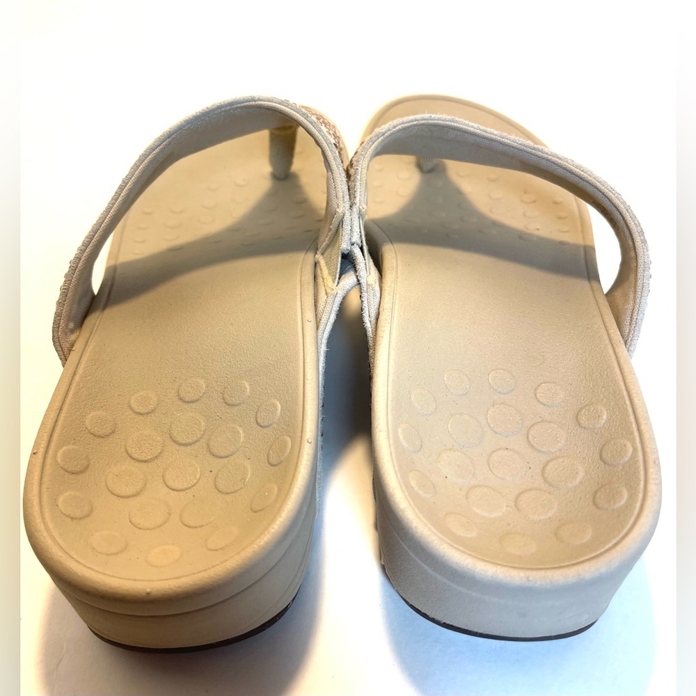 VIONIC Women’s Pacific Naples Thong
Champagne Size 8‎ - Picture 4 of 9